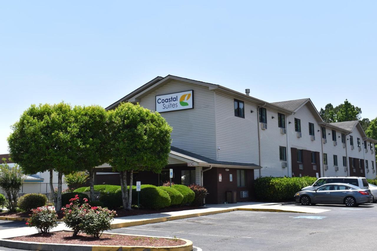 Coastal Inn & Suites Wilmington Exterior photo